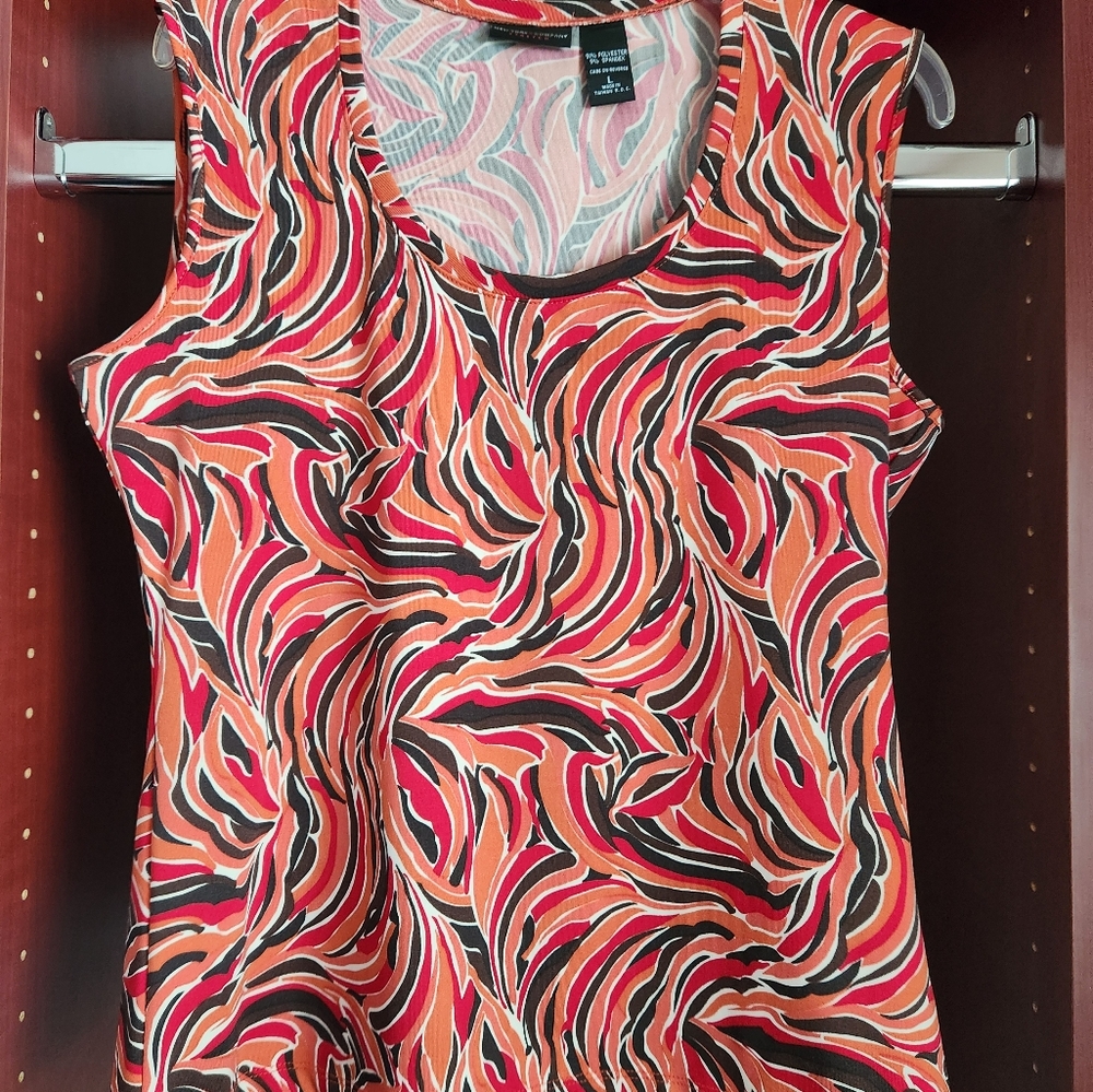 New York & Company-Multi printed sleeveless tank top